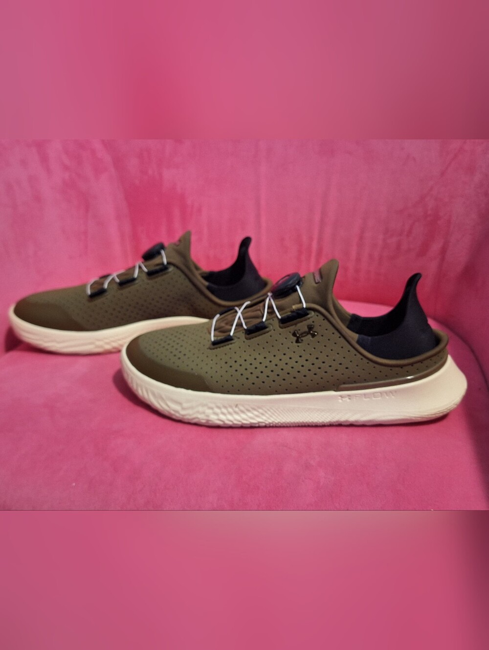 UNDER ARMOUR | Flow, Slip Speed